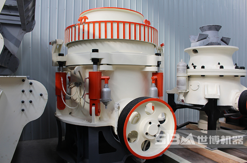 圓錐破碎機(jī)，能打鵝卵石的破碎機(jī)