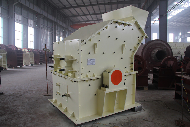 細碎制砂機，小型粉碎鵝卵石機