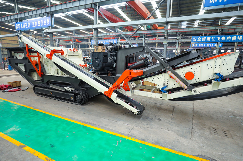 履帶移動三組合破碎機