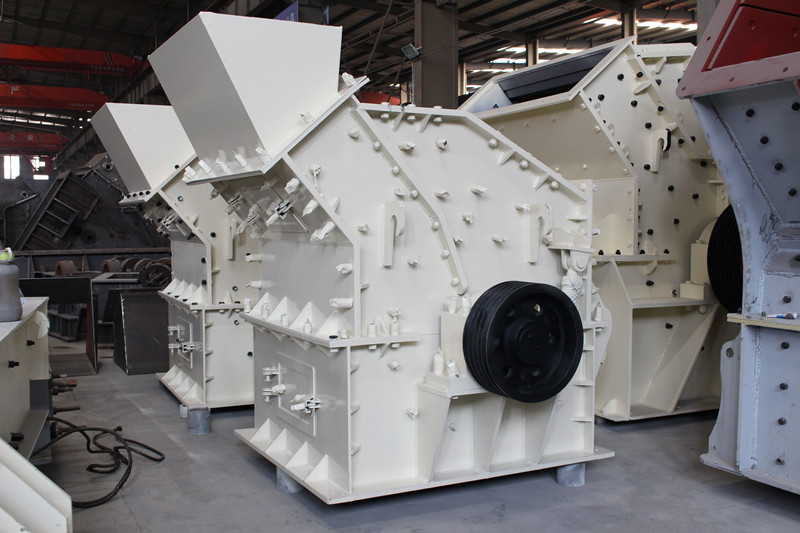 便宜機(jī)制砂設(shè)備，細(xì)碎制砂機(jī)