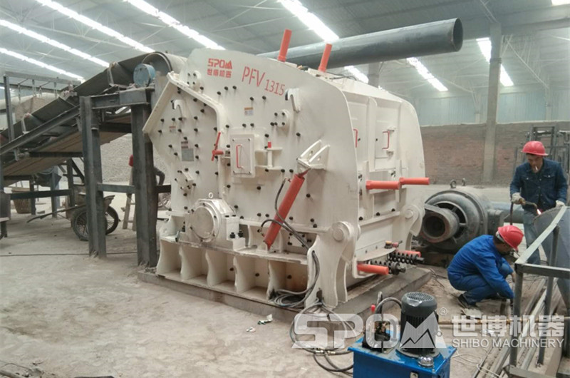 1315反擊破現(xiàn)場圖，可見配套電機