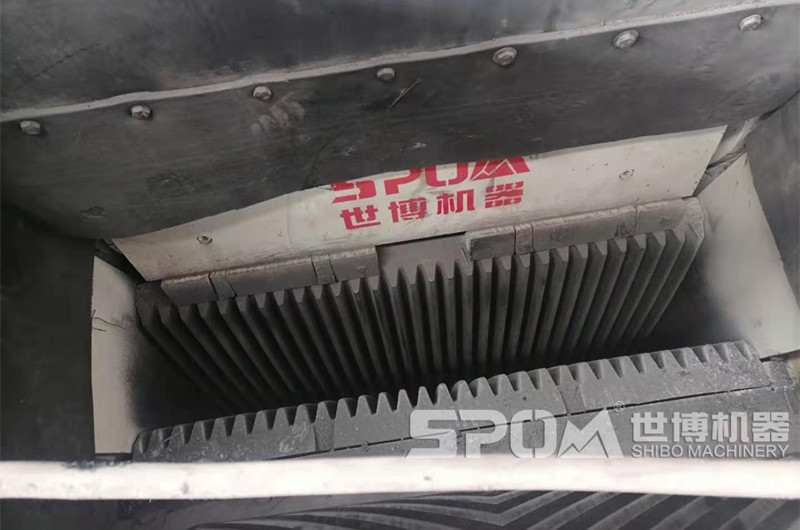 PEX細鄂破機進料口，細齒牙鄂板