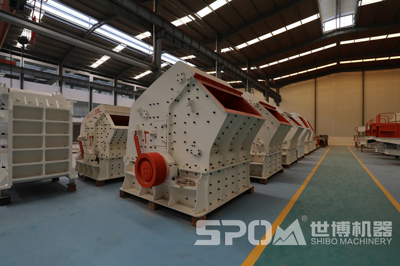 世博大型反擊破成品車(chē)間